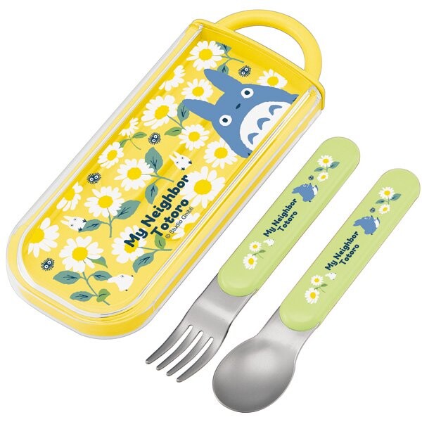 chez-rhox-geek-stop-utensils-studio-ghibli-my-neighbor-totoro-chuu-and-chibi-in-the-flowers-spoon-and-fork-set-with-case.jpg