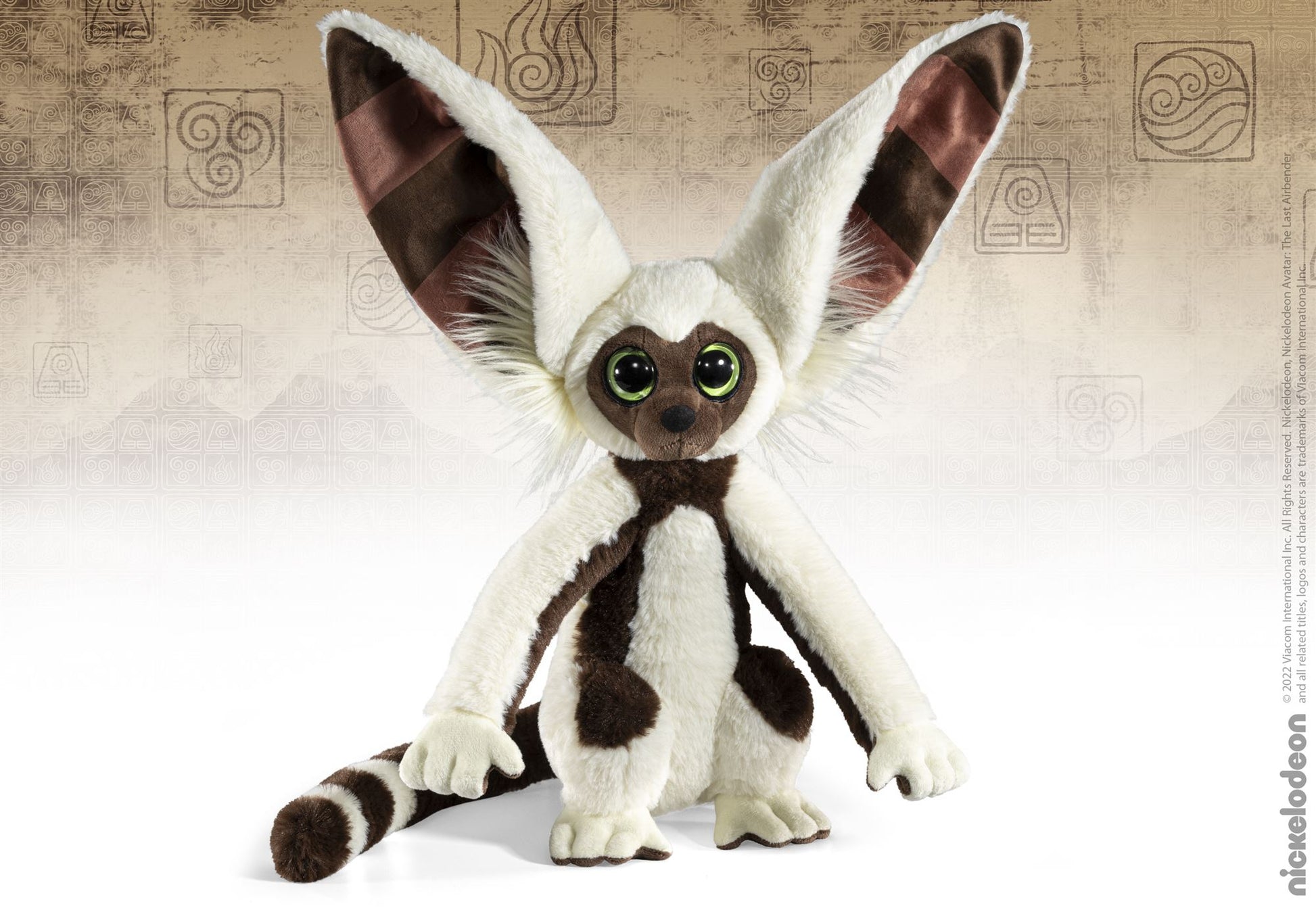 chez-rhox-geek-stop-plush-avatar-the-last-airbender-momo-noble-collection-16-inch.jpeg
