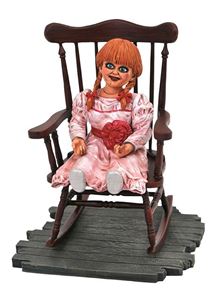 chez-rhox-geek-stop-figurine-annabelle-diorama-gallery.jpeg