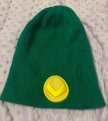 chez-rhox-geek-stop-tuque-winter-hat-marvel-loki-green-yellow-bioworld.jpg
